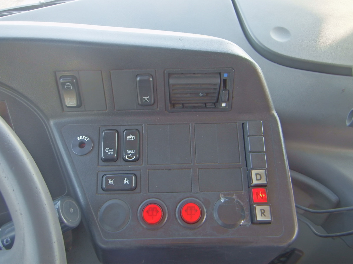 Városi busz SETRA S415 NF - EEV1 EURO 5 STANDHEIZUNG: 16 kép. Városi busz SETRA S415 NF - EEV1 EURO 5 STANDHEIZUNG: 16 kép.