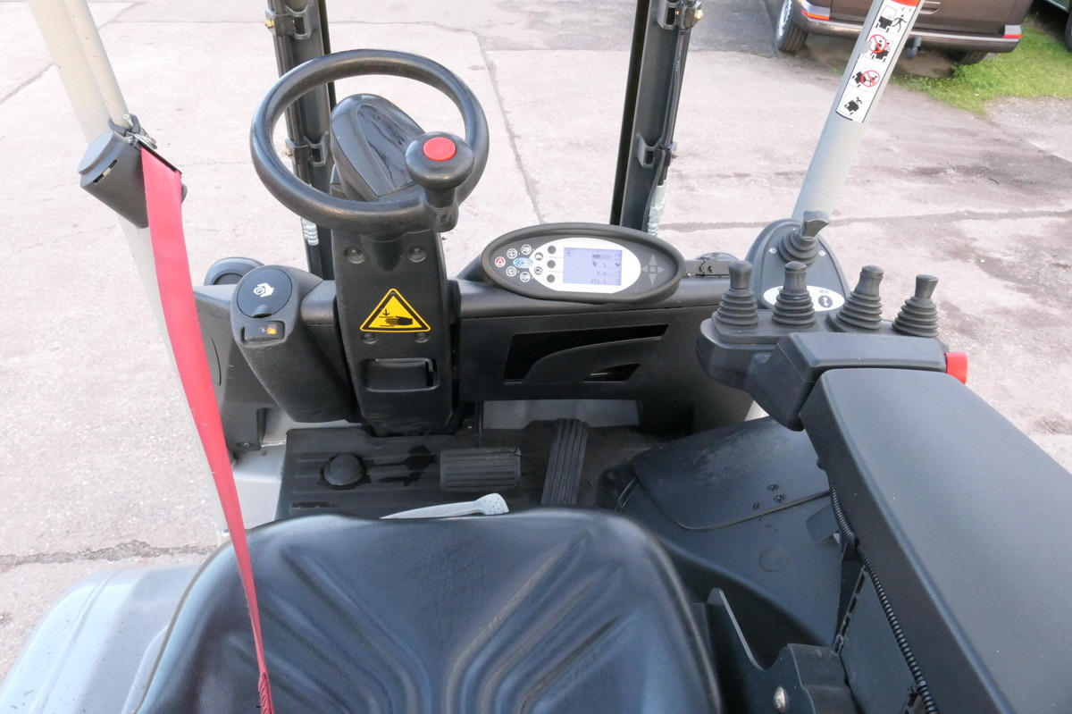 STILL RX 20-18P/H 4-RAD Lange Gabeln - Hordozható targonca: 5 kép. STILL RX 20-18P/H 4-RAD Lange Gabeln - Hordozható targonca: 5 kép.