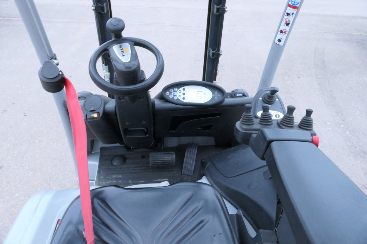 STILL RX 20-18P/H 4-RAD Lange Gabeln - Hordozható targonca: 5 kép. STILL RX 20-18P/H 4-RAD Lange Gabeln - Hordozható targonca: 5 kép.