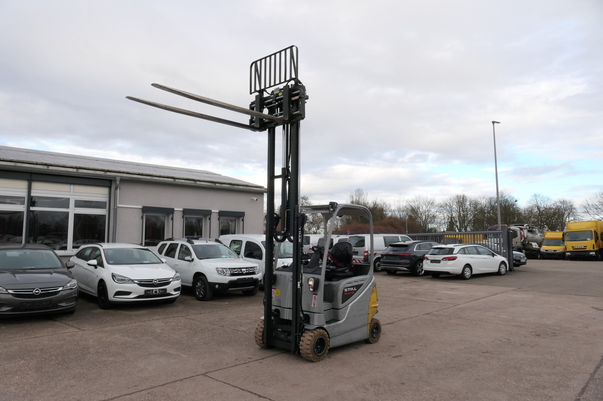 STILL RX 20-18P/H 4-RAD Lange Gabeln - Hordozható targonca: 1 kép. STILL RX 20-18P/H 4-RAD Lange Gabeln - Hordozható targonca: 1 kép.