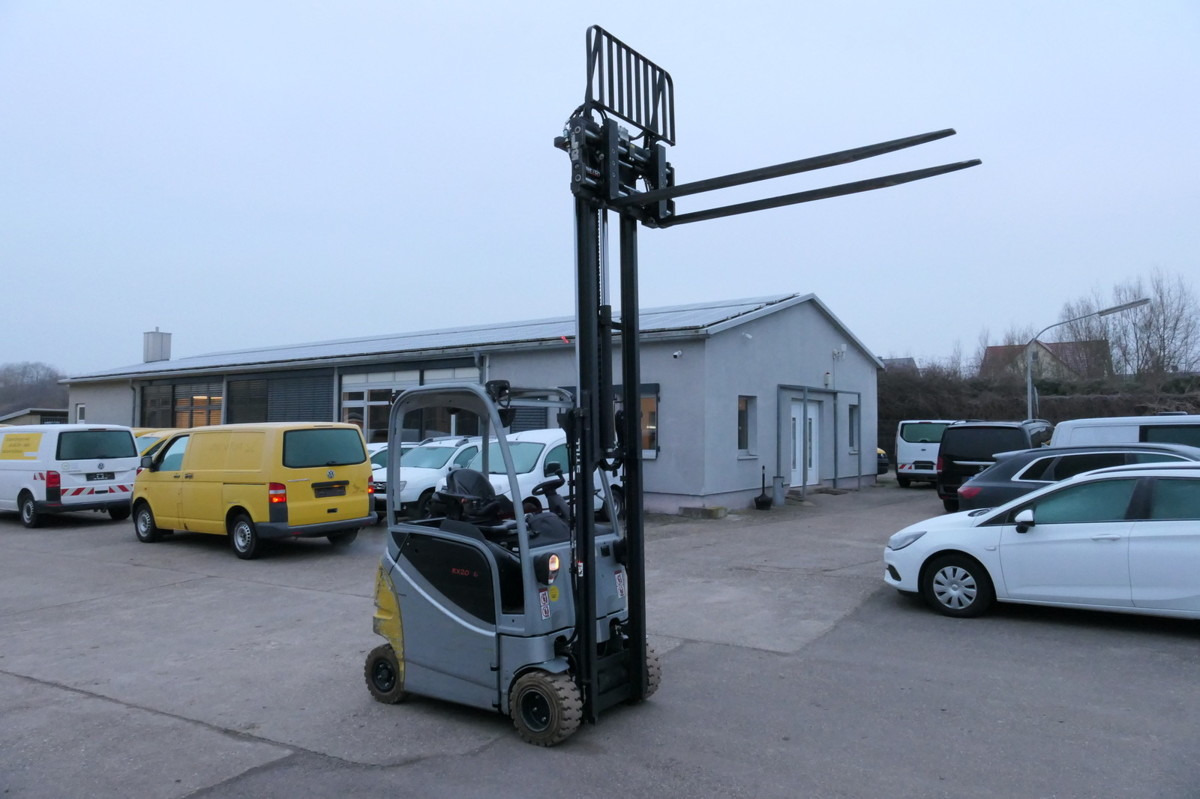 STILL RX 20-18P/H 4-RAD Lange Gabeln - Hordozható targonca: 1 kép. STILL RX 20-18P/H 4-RAD Lange Gabeln - Hordozható targonca: 1 kép.