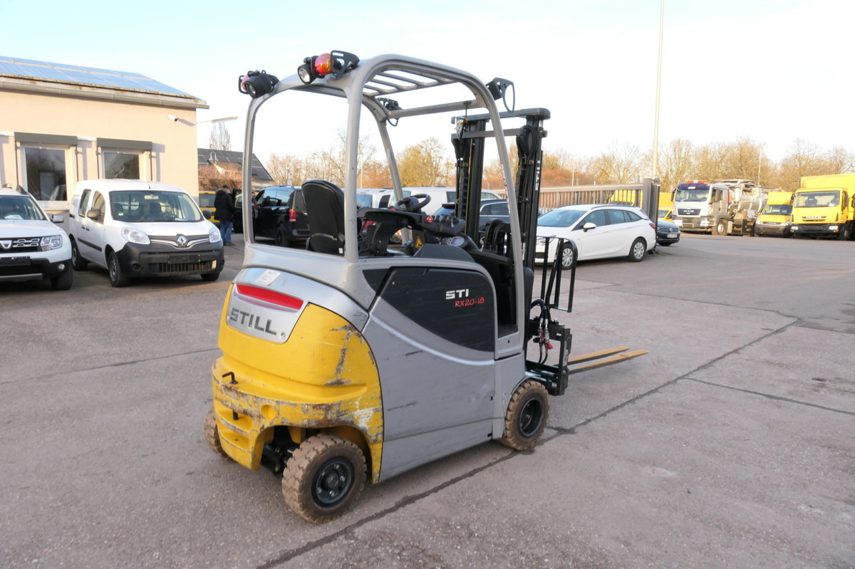 STILL RX 20-18P/H 4-RAD Lange Gabeln - Hordozható targonca: 3 kép. STILL RX 20-18P/H 4-RAD Lange Gabeln - Hordozható targonca: 3 kép.