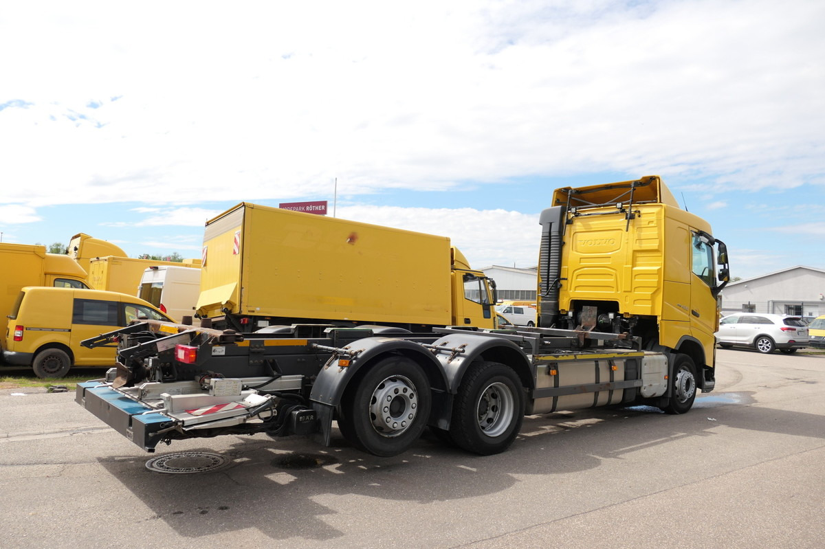 VOLVO FH 26.420 6x2 BDF LBW KLIMA AHK - Cserefelépítményes teherautó: 5 kép. VOLVO FH 26.420 6x2 BDF LBW KLIMA AHK - Cserefelépítményes teherautó: 5 kép.