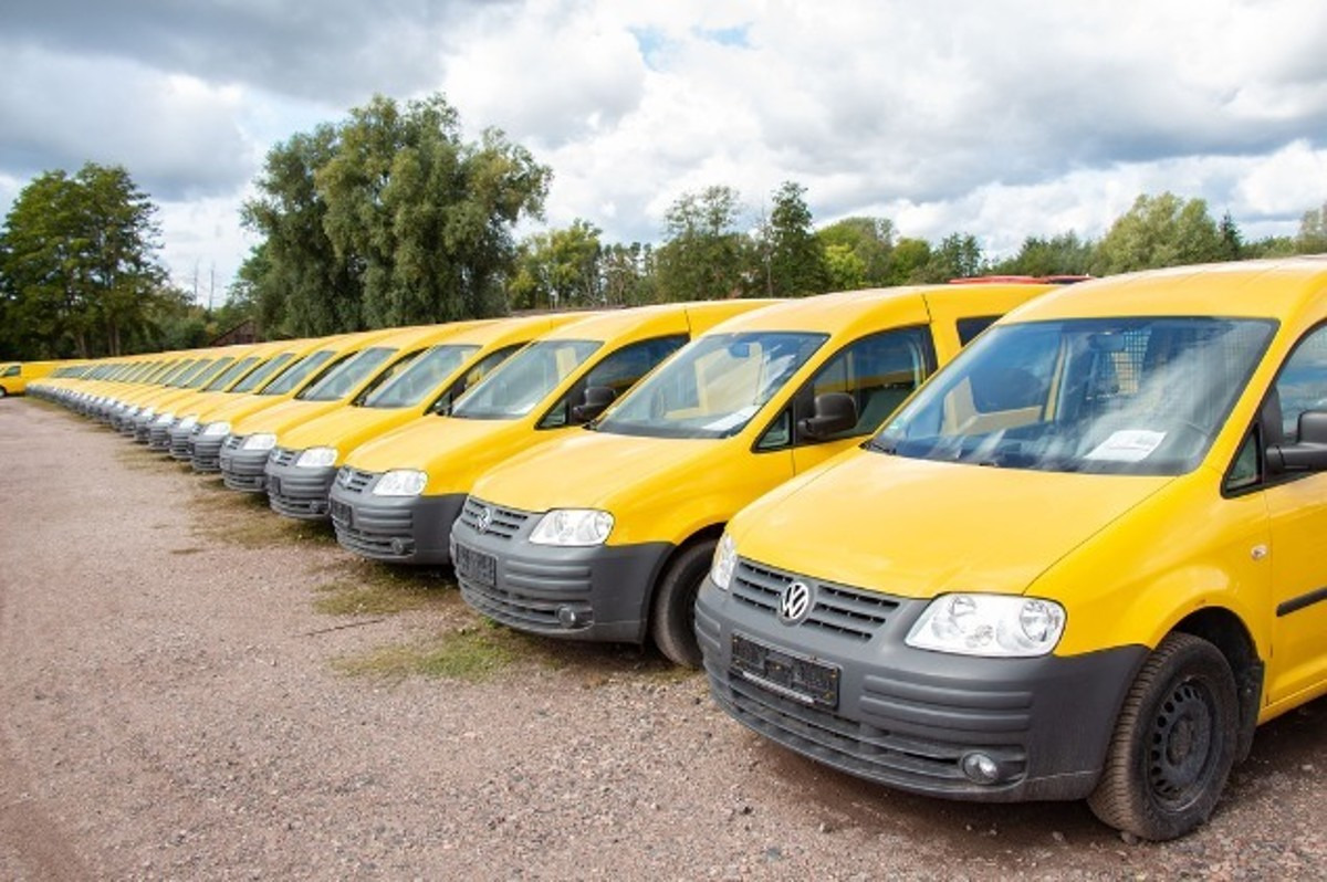 VW Caddy 2.0 SDI PARKTRONIK 2xSCHIEBETÜR - Kis furgon: 1 kép. VW Caddy 2.0 SDI PARKTRONIK 2xSCHIEBETÜR - Kis furgon: 1 kép.