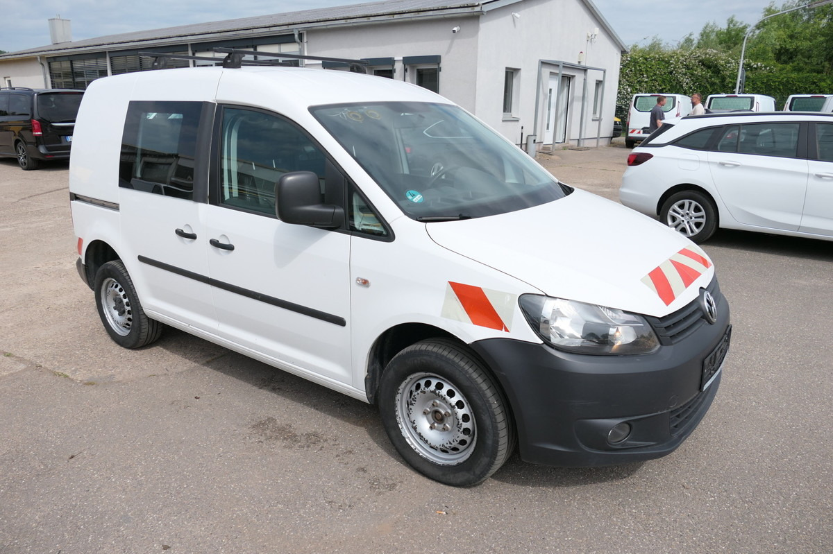 VW Caddy 2.0 TDI 4Motion Klima Werkstatteinbauten - Kis furgon: 3 kép. VW Caddy 2.0 TDI 4Motion Klima Werkstatteinbauten - Kis furgon: 3 kép.