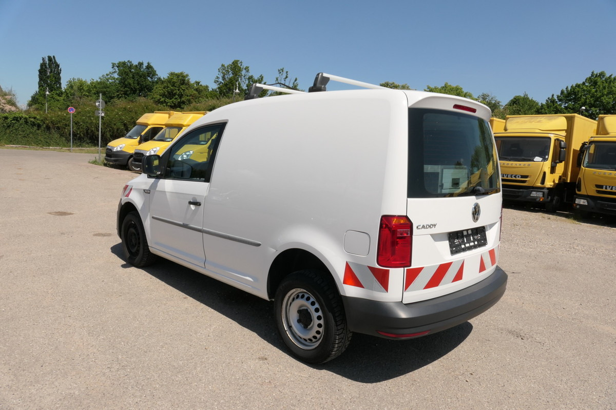 VW Caddy 2.0 TDI 4Motion Klima Werkstatteinbauten T - Kis furgon: 5 kép. VW Caddy 2.0 TDI 4Motion Klima Werkstatteinbauten T - Kis furgon: 5 kép.