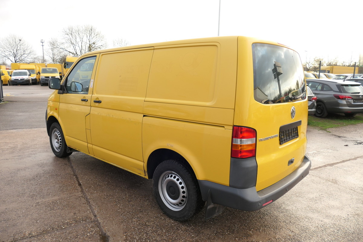 VW T5 Transporter 1.9 TDI PARKTRONIK 2xSCHIEBETÜR - Kis furgon: 5 kép. VW T5 Transporter 1.9 TDI PARKTRONIK 2xSCHIEBETÜR - Kis furgon: 5 kép.