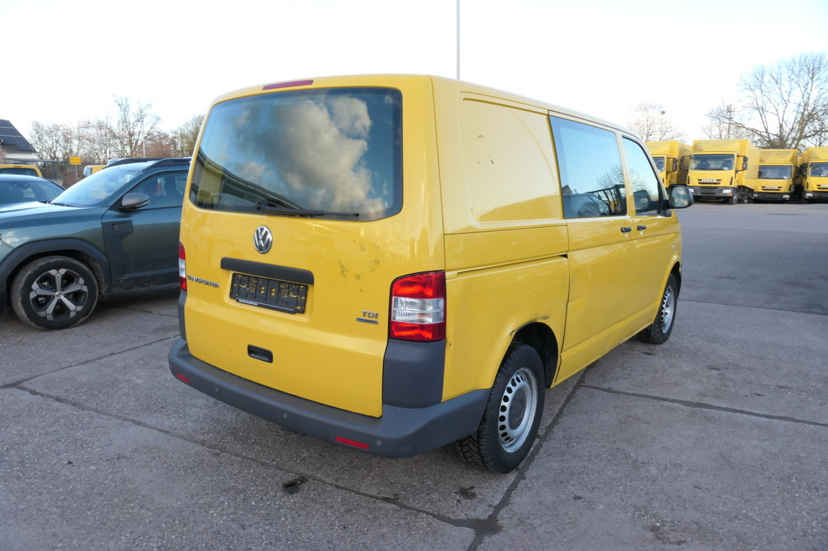 VW T5 Transporter 1.9 TDI PARKTRONIK 2xSCHIEBETÜR - Kis furgon: 5 kép. VW T5 Transporter 1.9 TDI PARKTRONIK 2xSCHIEBETÜR - Kis furgon: 5 kép.