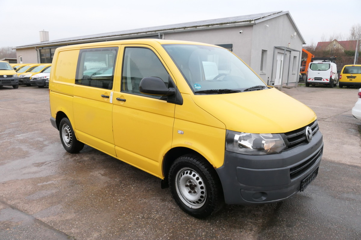 VW T5 Transporter 2.0 TDI 2-Sitzer EURO-5 CoC 2xSCH - Kis furgon: 3 kép. VW T5 Transporter 2.0 TDI 2-Sitzer EURO-5 CoC 2xSCH - Kis furgon: 3 kép.