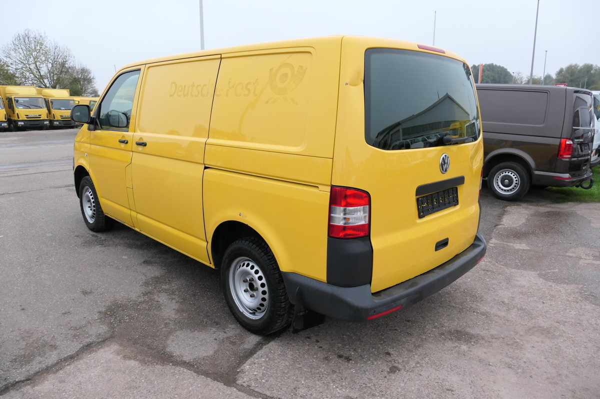 VW T5 Transporter 2.0 TDI 2-Sitzer EURO-5 CoC PARK - Kis furgon: 4 kép. VW T5 Transporter 2.0 TDI 2-Sitzer EURO-5 CoC PARK - Kis furgon: 4 kép.