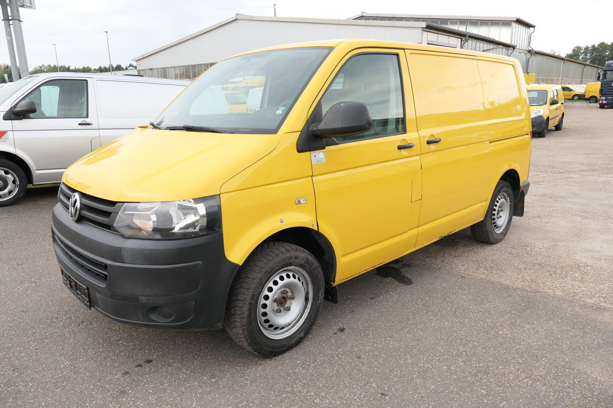 VW T5 Transporter 2.0 TDI 2-Sitzer EURO-5 CoC PARKT - Kis furgon: 2 kép. VW T5 Transporter 2.0 TDI 2-Sitzer EURO-5 CoC PARKT - Kis furgon: 2 kép.