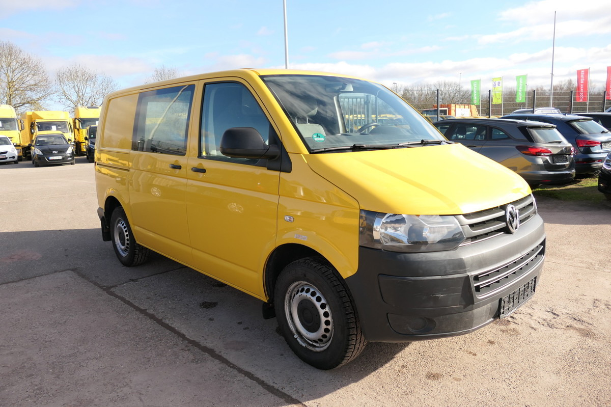 VW T5 Transporter 2.0 TDI EURO-5 CoC 2xSCHIEBETÜR P - Kis furgon: 2 kép. VW T5 Transporter 2.0 TDI EURO-5 CoC 2xSCHIEBETÜR P - Kis furgon: 2 kép.