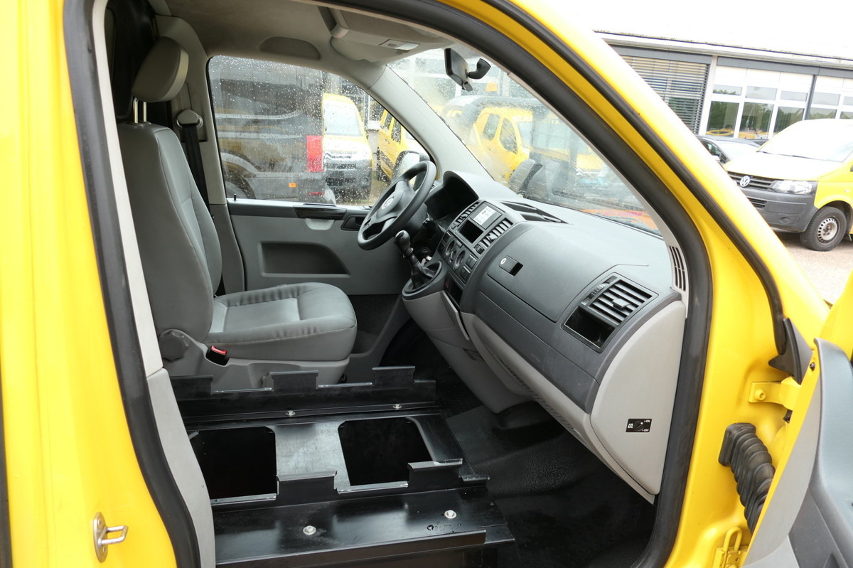 Kis furgon VW T5 Transporter 2.0 TDI EURO-5 CoC 2xSCHIEBETÜR P: 6 kép.