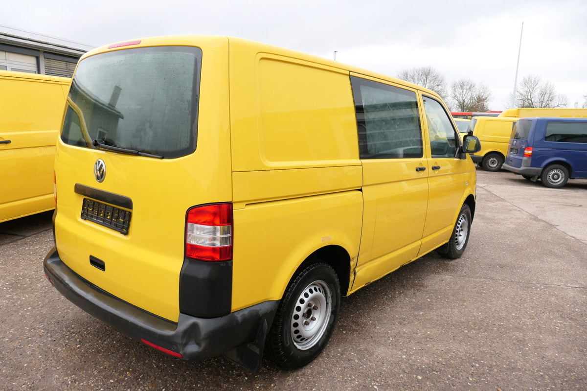 VW T5 Transporter 2.0 TDI EURO-5 CoC 2xSCHIEBETÜR P - Kis furgon: 4 kép. VW T5 Transporter 2.0 TDI EURO-5 CoC 2xSCHIEBETÜR P - Kis furgon: 4 kép.