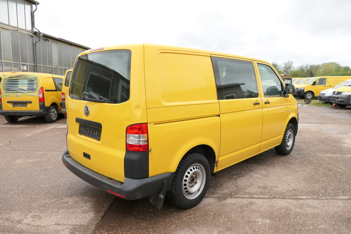VW T5 Transporter 2.0 TDI EURO-5 CoC PARKTRONIK - Kis furgon: 5 kép. VW T5 Transporter 2.0 TDI EURO-5 CoC PARKTRONIK - Kis furgon: 5 kép.