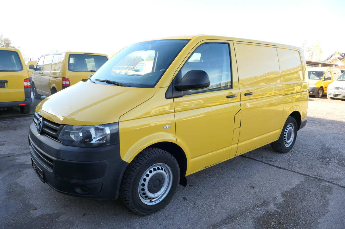 VW T5 Transporter 2.0 TDI EURO-5 CoC PARKTRONIK - Kis furgon: 2 kép. VW T5 Transporter 2.0 TDI EURO-5 CoC PARKTRONIK - Kis furgon: 2 kép.