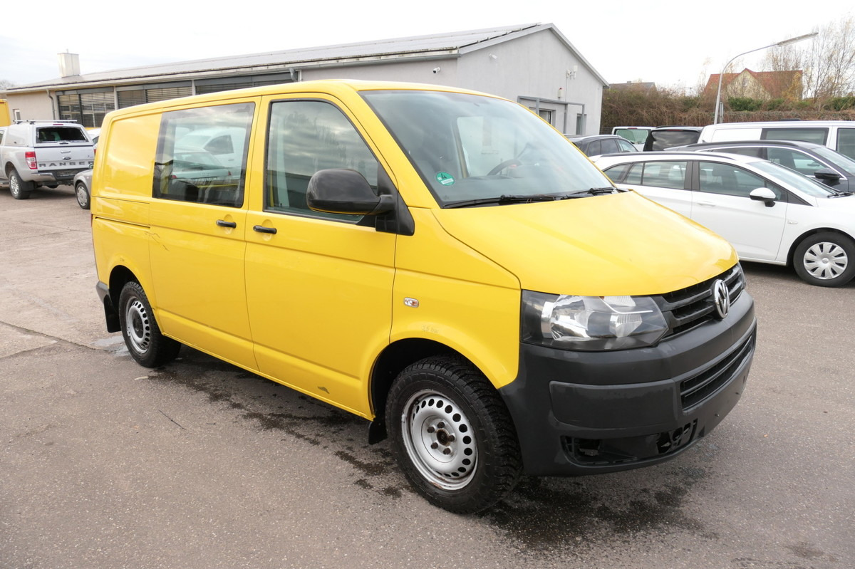 VW T5 Transporter 2.0 TDI EURO-5 CoC PARKTRONIK - Kis furgon: 3 kép. VW T5 Transporter 2.0 TDI EURO-5 CoC PARKTRONIK - Kis furgon: 3 kép.