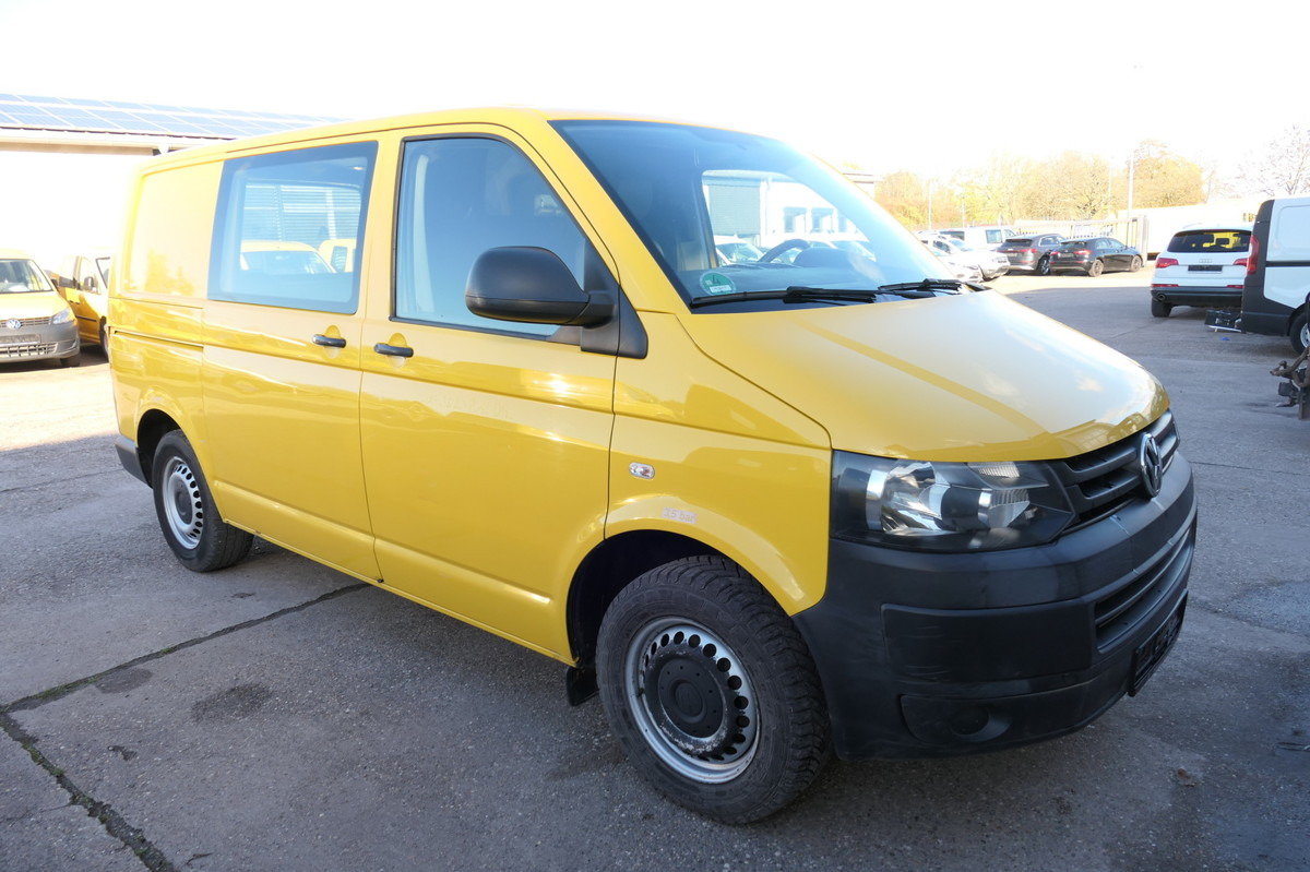 VW T5 Transporter 2.0 TDI EURO-5 CoC PARKTRONIK - Kis furgon: 3 kép. VW T5 Transporter 2.0 TDI EURO-5 CoC PARKTRONIK - Kis furgon: 3 kép.