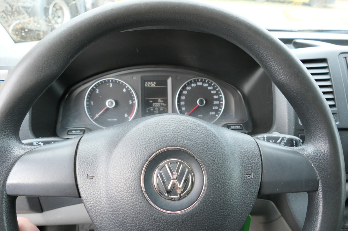 Kis furgon VW T5 Transporter 2.0 TDI EURO-5 CoC PARKTRONIK: 11 kép.