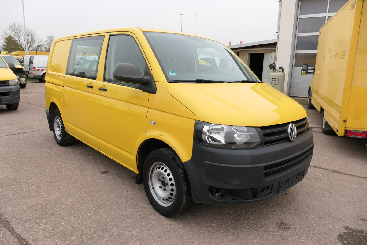 VW T5 Transporter 2.0 TDI EURO-5 CoC PARKTRONIK - Kis furgon: 3 kép. VW T5 Transporter 2.0 TDI EURO-5 CoC PARKTRONIK - Kis furgon: 3 kép.
