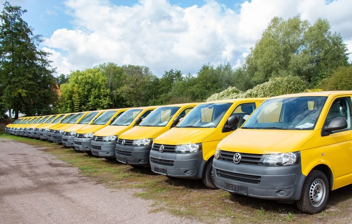 VW T5 Transporter 2.0 TDI EURO-5 CoC PARKTRONIK - Kis furgon: 1 kép. VW T5 Transporter 2.0 TDI EURO-5 CoC PARKTRONIK - Kis furgon: 1 kép.