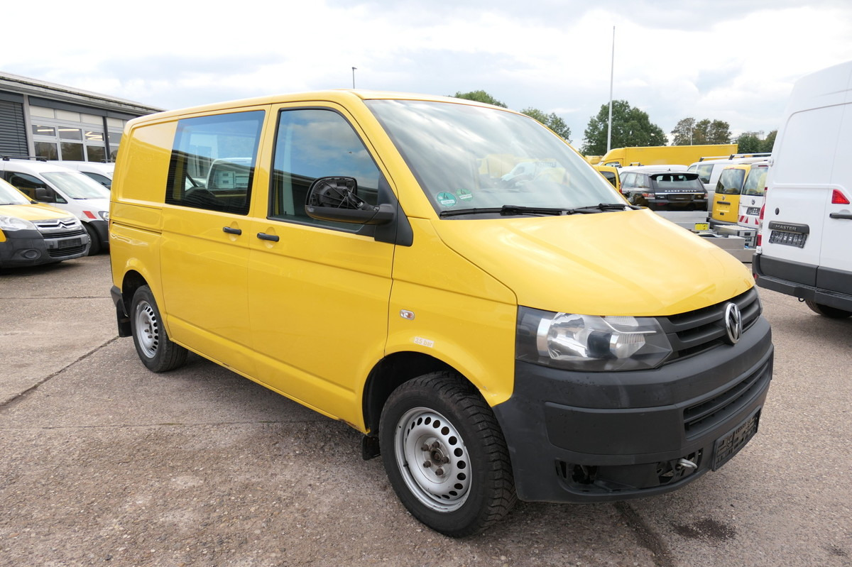 VW T5 Transporter 2.0 TDI EURO-5 CoC PARKTRONIK - Kis furgon: 2 kép. VW T5 Transporter 2.0 TDI EURO-5 CoC PARKTRONIK - Kis furgon: 2 kép.