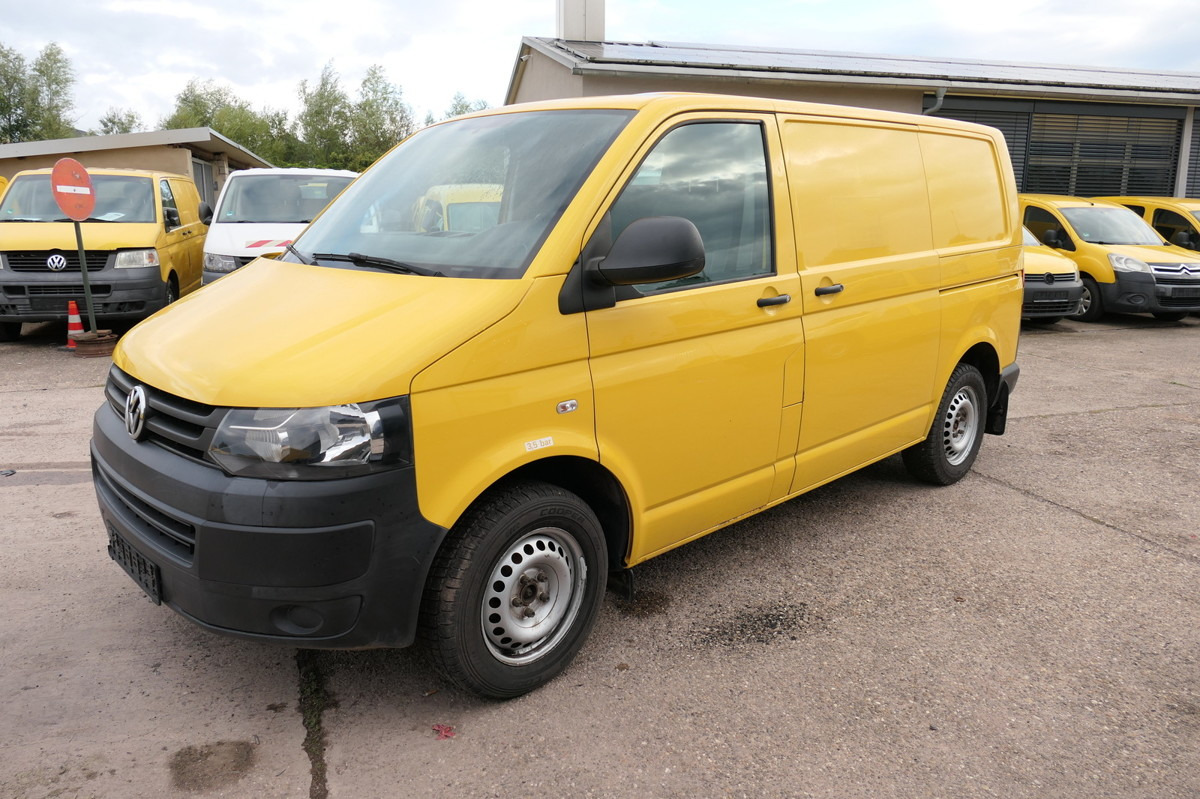 VW T5 Transporter 2.0 TDI EURO-5 CoC PARKTRONIK - Kis furgon: 2 kép. VW T5 Transporter 2.0 TDI EURO-5 CoC PARKTRONIK - Kis furgon: 2 kép.