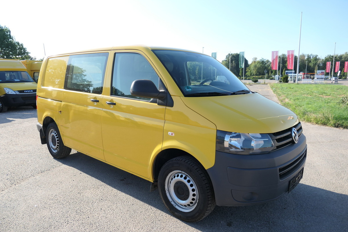 VW T5 Transporter 2.0 TDI PARKTRONIK 2xSCHIEBETÜR C - Kis furgon: 3 kép. VW T5 Transporter 2.0 TDI PARKTRONIK 2xSCHIEBETÜR C - Kis furgon: 3 kép.
