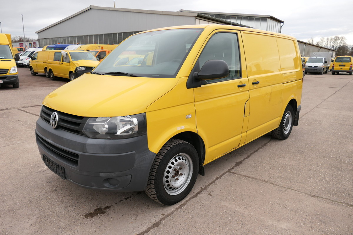 VW T5 Transporter 2.0 TDI PARKTRONIK EURO-5 2xSCHIE - Kis furgon: 3 kép. VW T5 Transporter 2.0 TDI PARKTRONIK EURO-5 2xSCHIE - Kis furgon: 3 kép.
