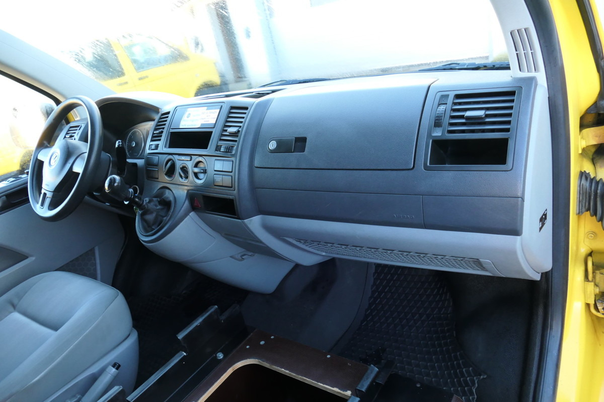 Kis furgon VW T5 Transporter 2.0 TDI PARKTRONIK EURO-5 2xSCHIE: 7 kép.