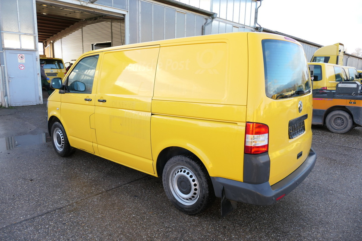VW T5 Transporter 2.0 TDI PARKTRONIK EURO-5 2xSCHIE - Kis furgon: 5 kép. VW T5 Transporter 2.0 TDI PARKTRONIK EURO-5 2xSCHIE - Kis furgon: 5 kép.