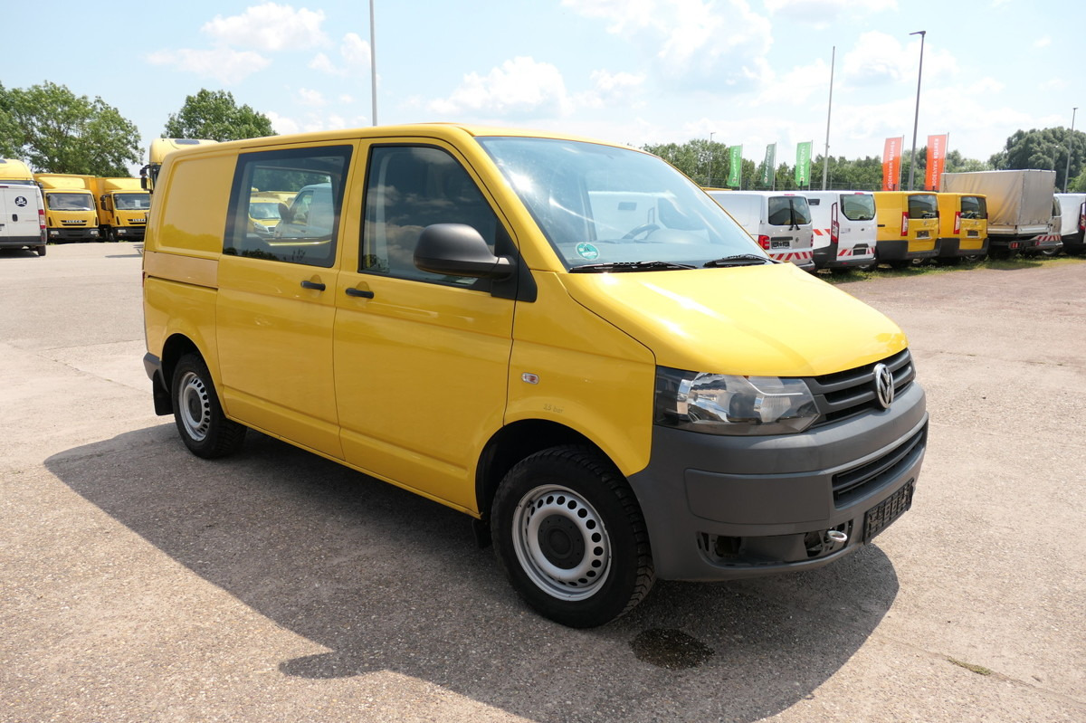 VW T5 Transporter 2.0 TDI PARKTRONIK EURO-5 2xSCHIE - Kis furgon: 3 kép. VW T5 Transporter 2.0 TDI PARKTRONIK EURO-5 2xSCHIE - Kis furgon: 3 kép.