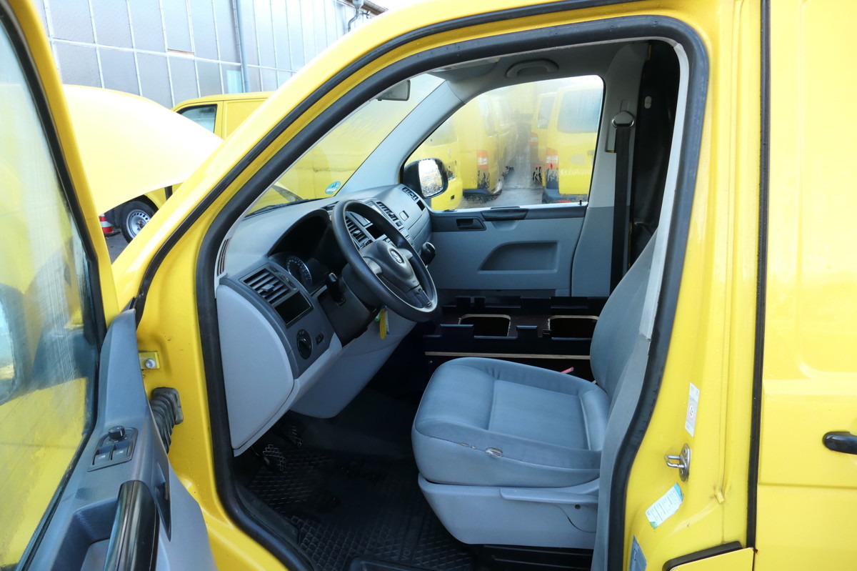 Kis furgon VW T5 Transporter 2.0 TDI PARKTRONIK EURO-5 2xSCHIE: 12 kép.