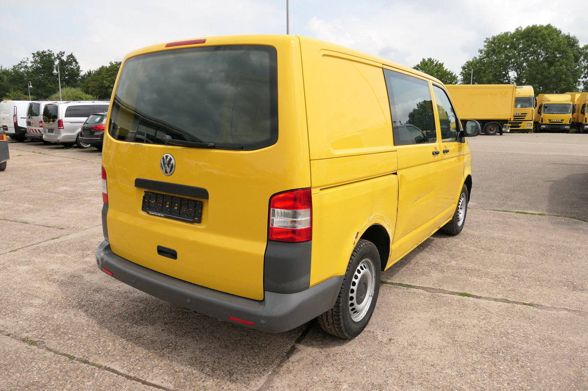 VW T5 Transporter 2.0 TDI PARKTRONIK EURO-5 2xSCHIE - Kis furgon: 4 kép. VW T5 Transporter 2.0 TDI PARKTRONIK EURO-5 2xSCHIE - Kis furgon: 4 kép.