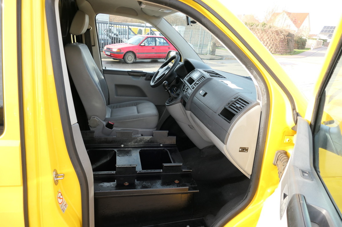 Kis furgon VW T5 Transporter 2.0 TDI PARKTRONIK EURO-5 2xSCHIE: 7 kép.