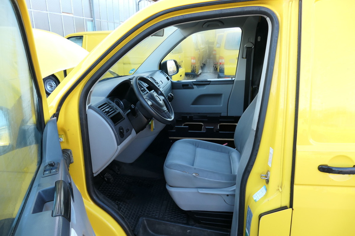 Kis furgon VW T5 Transporter 2.0 TDI PARKTRONIK EURO-5 2xSCHIE: 9 kép.