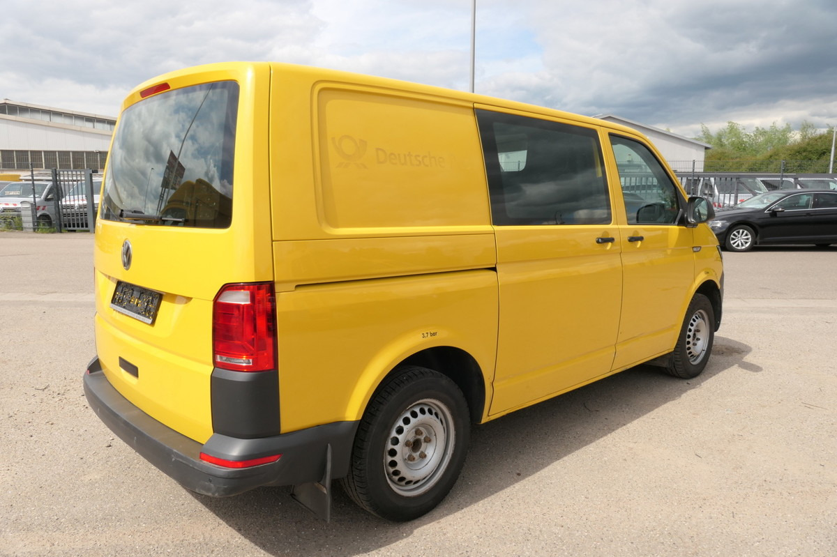 VW T6 2.0 TDI PARKTRONIC EURO-5 CoC - Kis furgon: 3 kép. VW T6 2.0 TDI PARKTRONIC EURO-5 CoC - Kis furgon: 3 kép.
