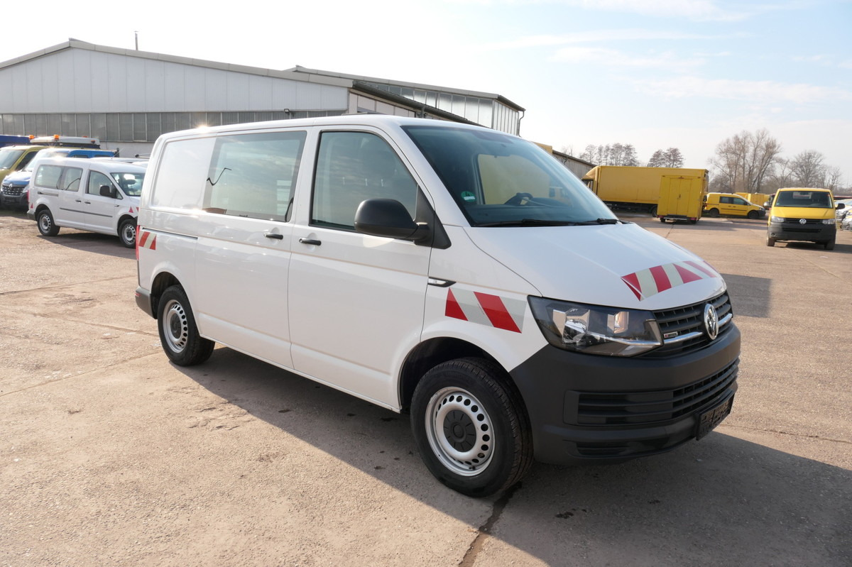 VW T6 Transporter 2.0 TDI 4Motion 3Sitzer KLIMA AHK - Kis furgon: 3 kép. VW T6 Transporter 2.0 TDI 4Motion 3Sitzer KLIMA AHK - Kis furgon: 3 kép.
