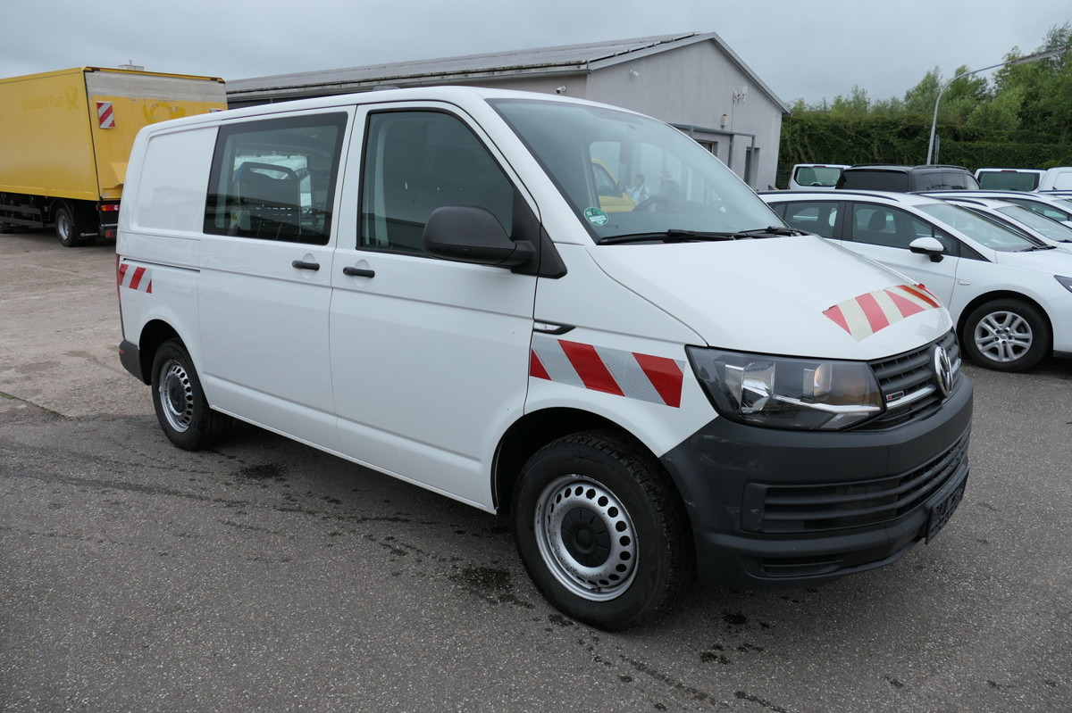 VW T6 Transporter 2.0 TDI 4Motion 3Sitzer KLIMA AHK - Kis furgon: 3 kép. VW T6 Transporter 2.0 TDI 4Motion 3Sitzer KLIMA AHK - Kis furgon: 3 kép.
