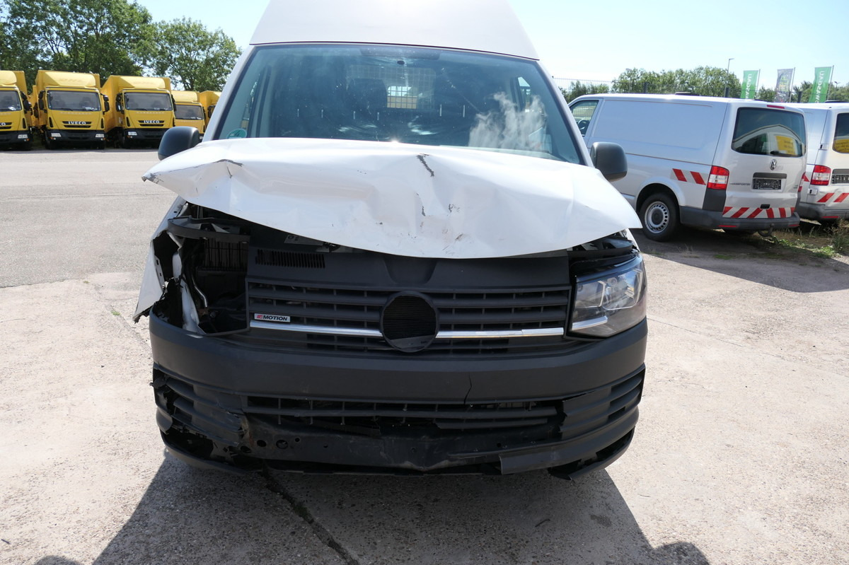 VW T6 Transporter 2.0 TDI 4Motion Hoch Lang KLIMA A - Kis furgon: 2 kép. VW T6 Transporter 2.0 TDI 4Motion Hoch Lang KLIMA A - Kis furgon: 2 kép.