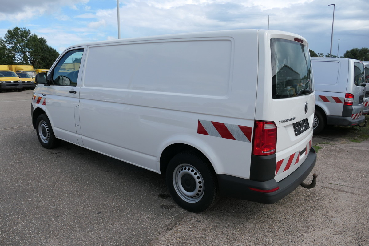 VW T6 Transporter 2.0 TDI 4Motion lang 3Sitzer AHK - Kis furgon: 5 kép. VW T6 Transporter 2.0 TDI 4Motion lang 3Sitzer AHK - Kis furgon: 5 kép.