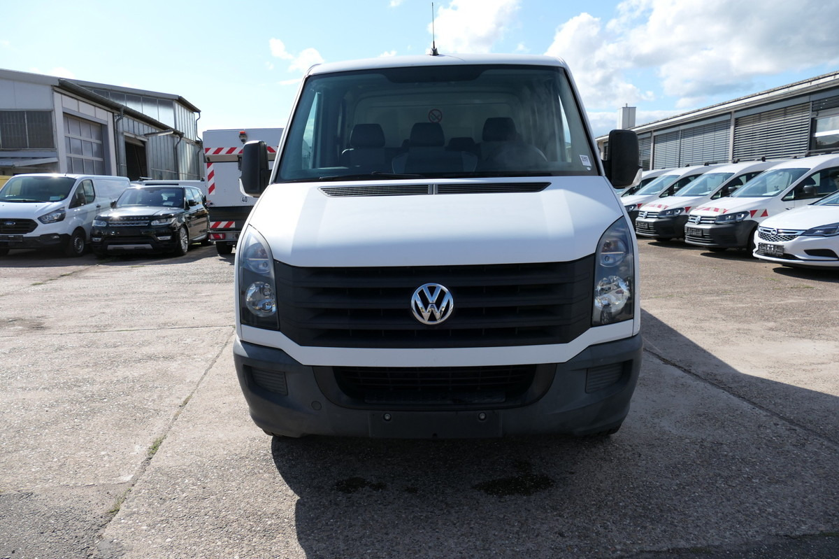 VW VW Crafter 35 2,0 TDI DoKa-Pritsche Klima AHK - Platós kisteherautó, Duplakabinos kisteherautó: 2 kép. VW VW Crafter 35 2,0 TDI DoKa-Pritsche Klima AHK - Platós kisteherautó, Duplakabinos kisteherautó: 2 kép.