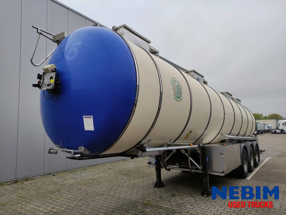 Feldbinder TSA 33.3-3 - 3 comp. 8.000 / 22.500 / 3.000 Ltr. - Tartályos félpótkocsi: 1 kép. Feldbinder TSA 33.3-3 - 3 comp. 8.000 / 22.500 / 3.000 Ltr. - Tartályos félpótkocsi: 1 kép.