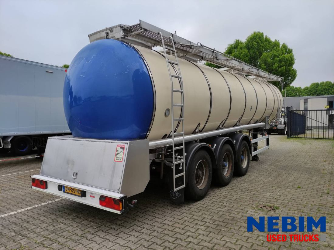 Feldbinder TSA 33.3-3 Unibloc pump electr - 3 comp. 8.000 / 2 2.500 / 3.000 Ltr. - Tartályos félpótkocsi: 2 kép. Feldbinder TSA 33.3-3 Unibloc pump electr - 3 comp. 8.000 / 2 2.500 / 3.000 Ltr. - Tartályos félpótkocsi: 2 kép.