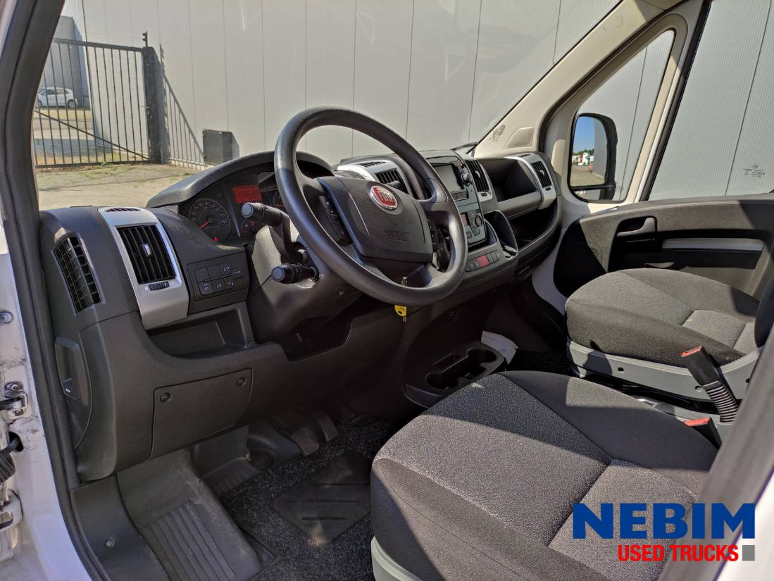 Fiat Ducato 2.3 140PK - L3H2 - Automatic Gearbox - Furgon: 3 kép. Fiat Ducato 2.3 140PK - L3H2 - Automatic Gearbox - Furgon: 3 kép.