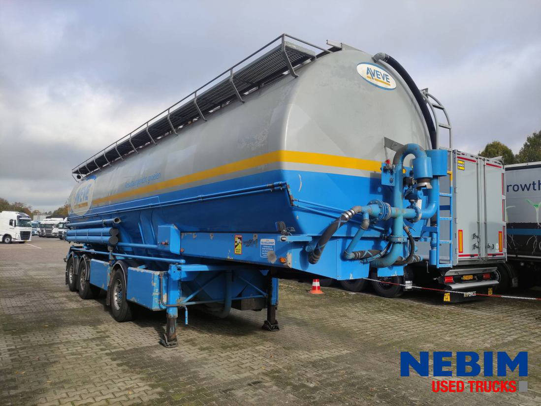 Lambrecht 01LK30 3 as - Veevoederbulk - Tartályos félpótkocsi: 3 kép. Lambrecht 01LK30 3 as - Veevoederbulk - Tartályos félpótkocsi: 3 kép.