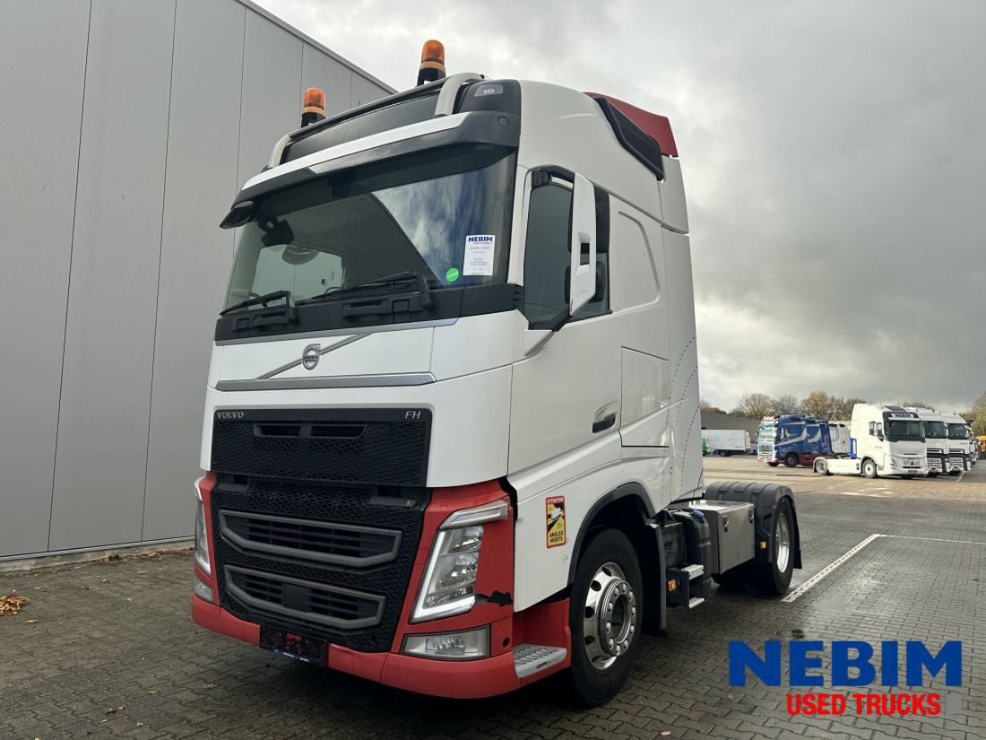 Volvo FH 420 4X2 - 587.750km - Nyergesvontató: 1 kép. Volvo FH 420 4X2 - 587.750km - Nyergesvontató: 1 kép.