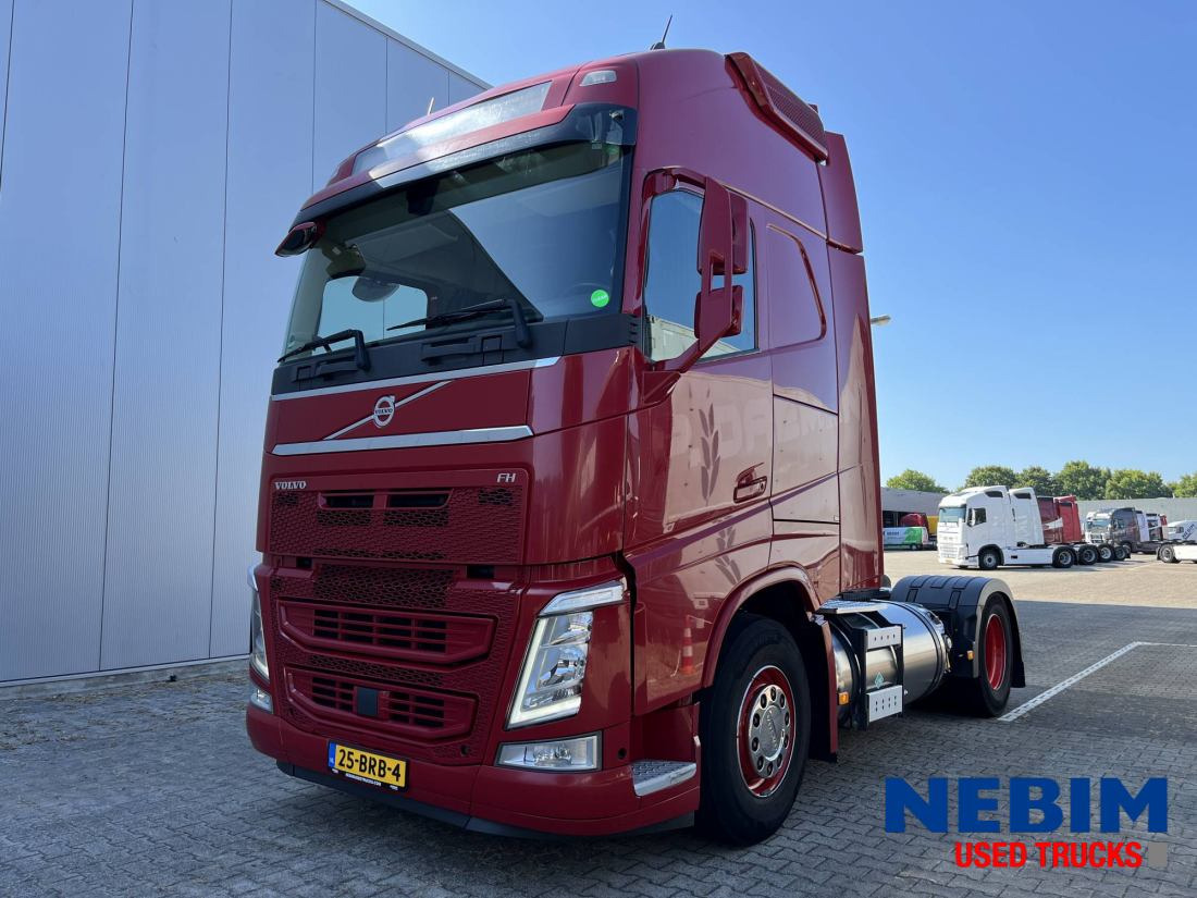 Volvo FH 460 4x2 LNG - MA - Chassis Code - Nyergesvontató: 1 kép. Volvo FH 460 4x2 LNG - MA - Chassis Code - Nyergesvontató: 1 kép.