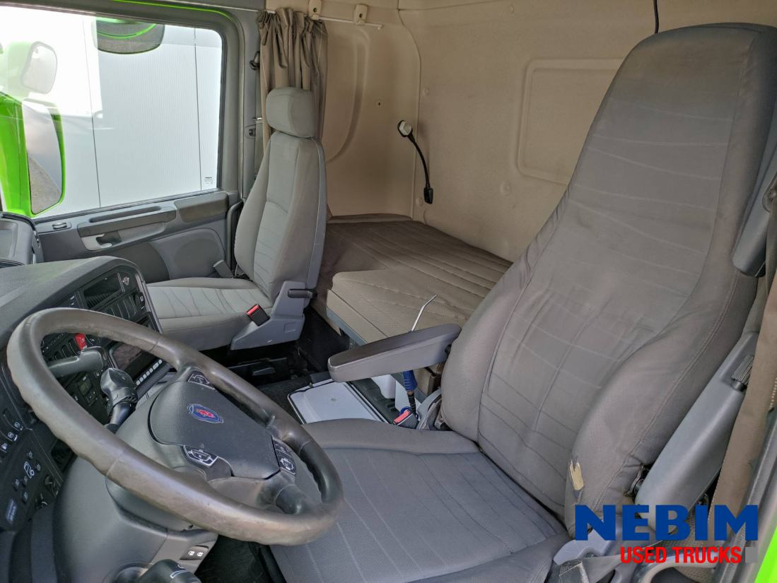 Scania R560 V8 6x2 Retarder - NCH 20 ton cable system - Cserefelépítményes teherautó: 3 kép. Scania R560 V8 6x2 Retarder - NCH 20 ton cable system - Cserefelépítményes teherautó: 3 kép.
