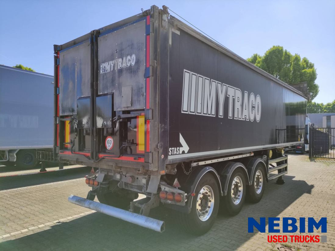 Stas S300CX 48m3 - Full ALU - Teflon Floor Plate - Wate R ClEaner - Félpótkocsi billenőplatós: 2 kép. Stas S300CX 48m3 - Full ALU - Teflon Floor Plate - Wate R ClEaner - Félpótkocsi billenőplatós: 2 kép.